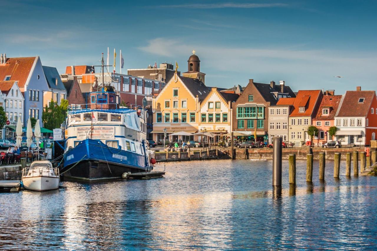 ホテル Hausboot Hilja シュレースヴィヒ エクステリア 写真